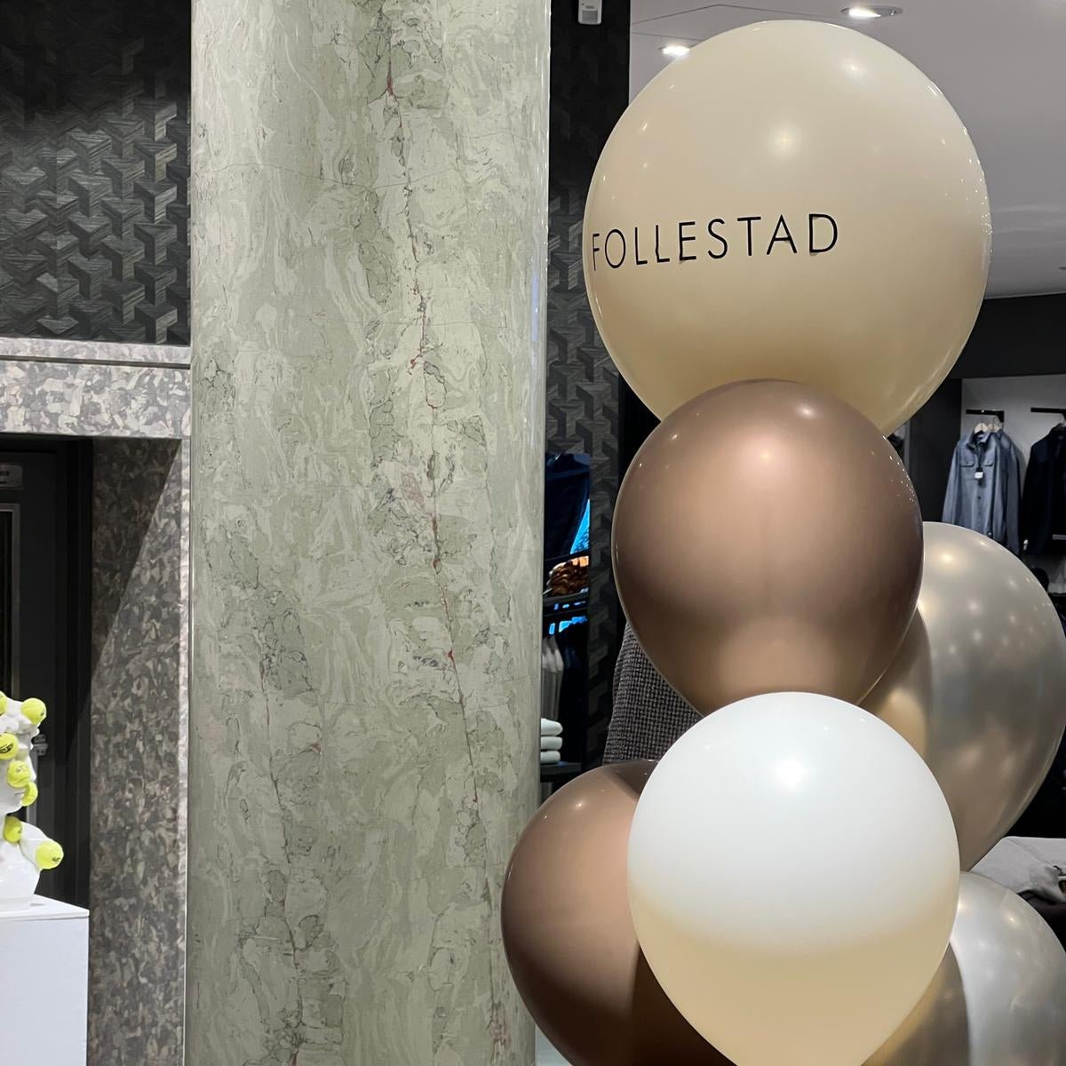 Ballongbukett med Toppballong med/uten Logo - Velg farger - Ballonglevering.no