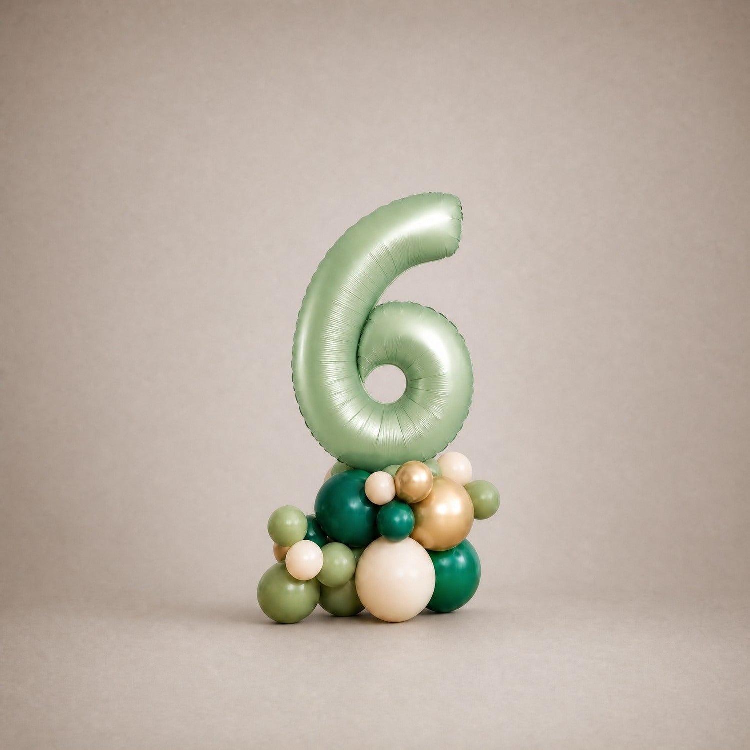 Tall Ballongstack – Salviegrønn – tall 6 – Ballonglevering.no