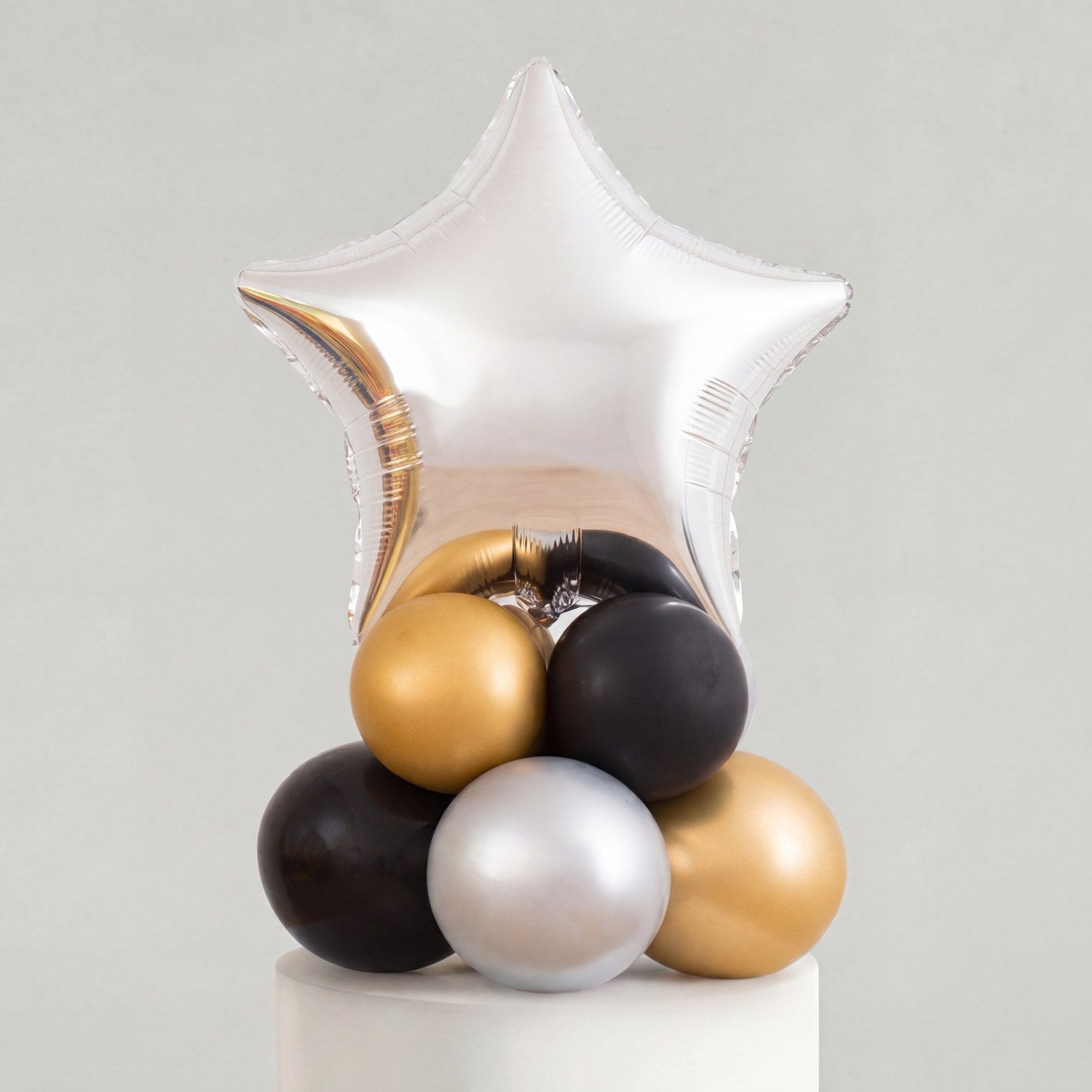 Ballong Stack — Sølv & Sort Glam Stjerne - Ballonglevering.no