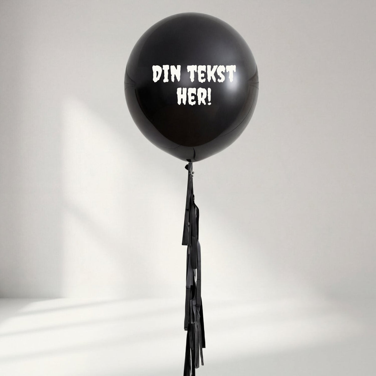Halloween Jumboballong med Egen Tekst – Svart 60 cm - Ballonglevering.no