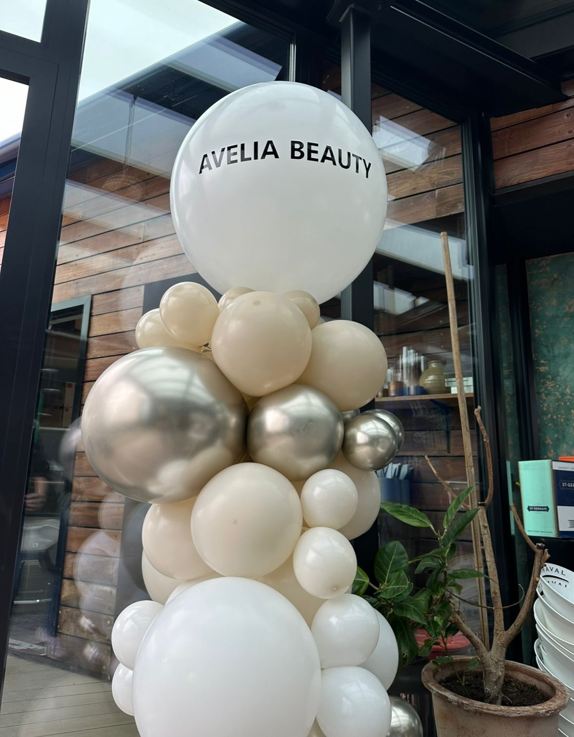 Organisk Ballongsøyle med tekstballong - Velg farge og tekst/logo - Ballonglevering.no