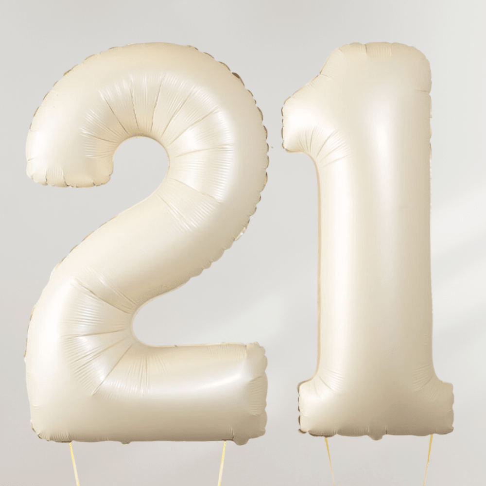 Tallballong Kremhvit - Velg ditt tall - Ballonglevering.no