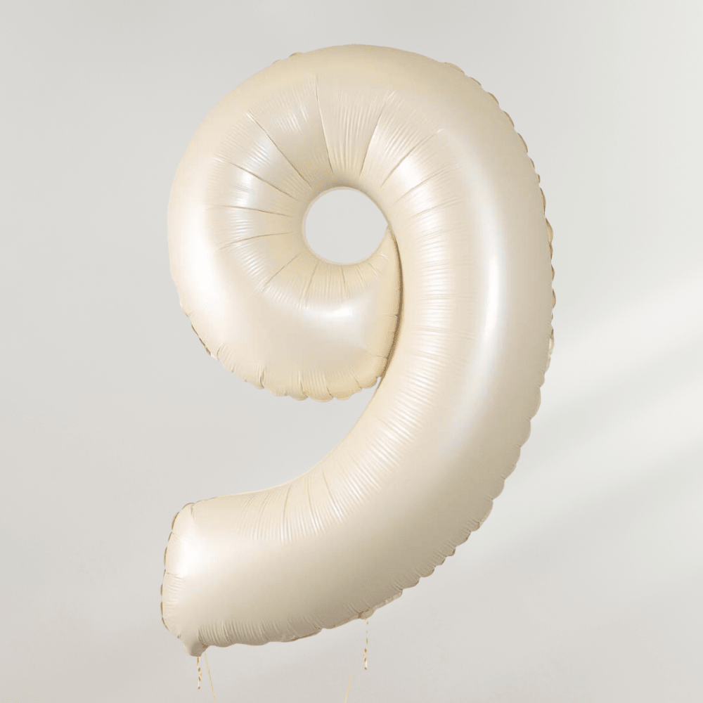 Tallballong Kremhvit - Velg ditt tall - Ballonglevering.no